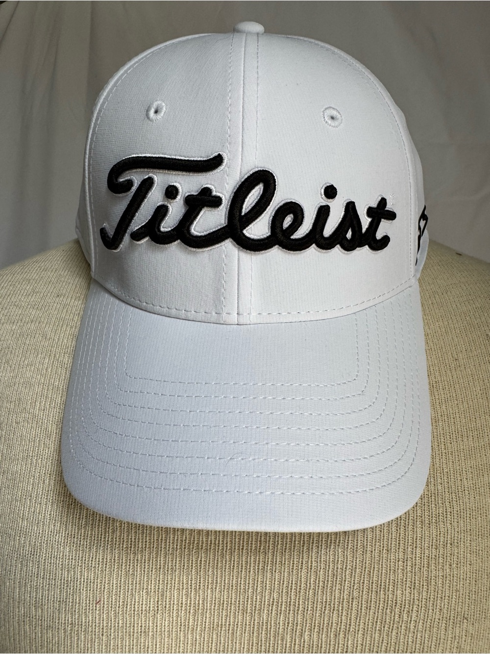Titleist Tour Performance Hat NWT GT Players White Black Golf Cap Adjustable
